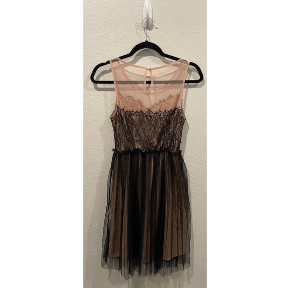 PINS AND NEEDLES Black Ivory Mesh Lace Mini Dress - Picture 5 of 5